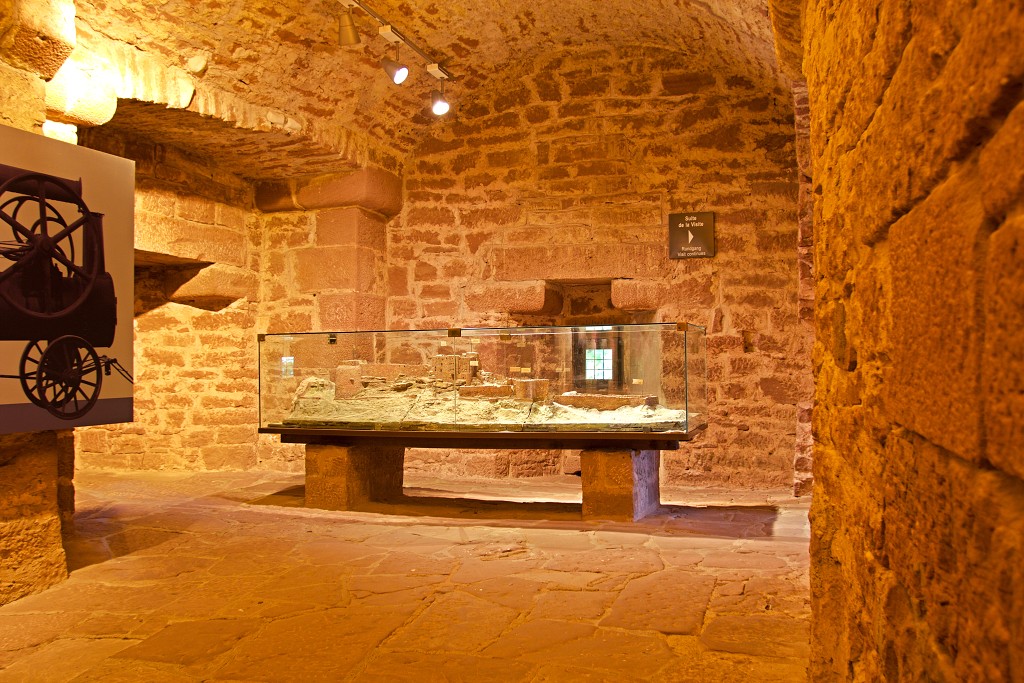 chateau koenigsbourg koenigsburg kasteel burcht hdr orschwiller elzas vogezen france frankrijk fort